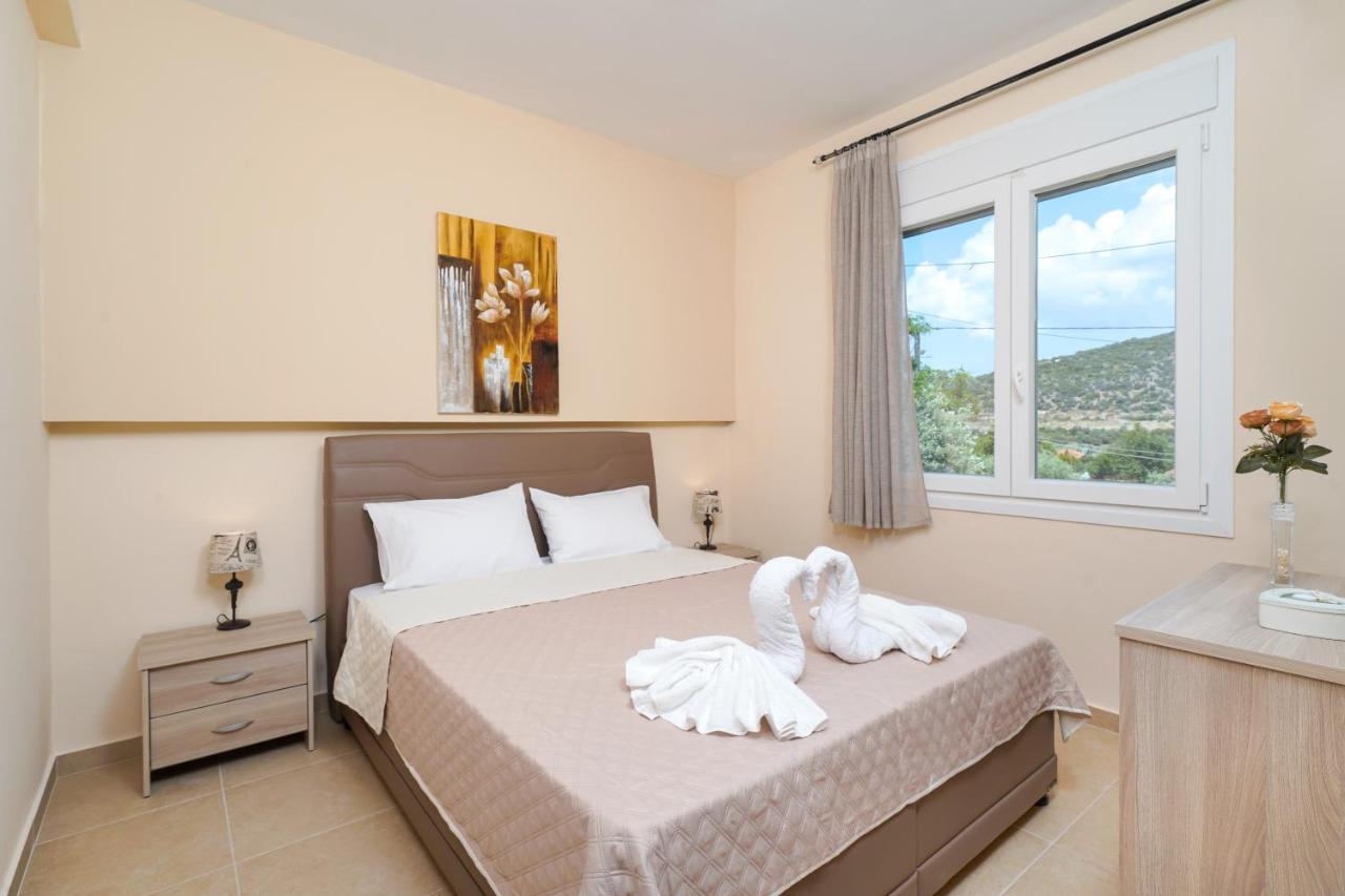 Theodore Apartments สกาลา มาริออน ภายนอก รูปภาพ