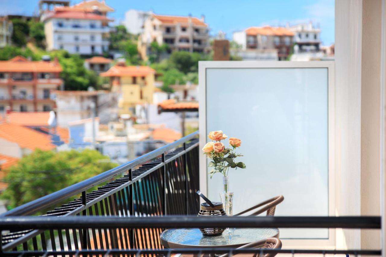 Theodore Apartments สกาลา มาริออน ภายนอก รูปภาพ